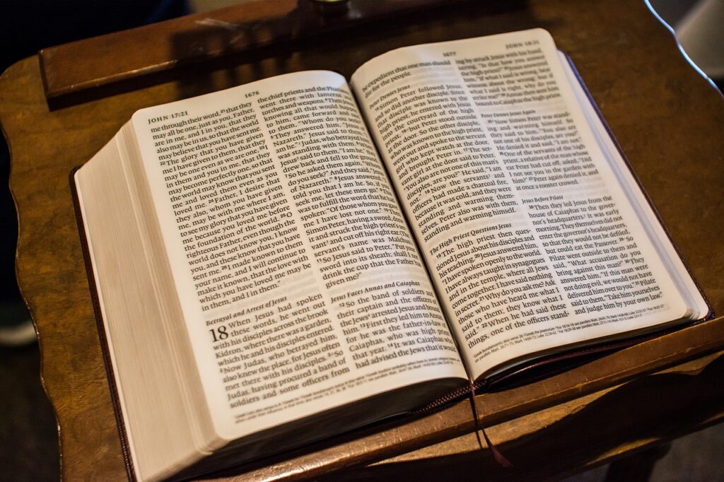 biblia sagrada 1024x682 - Memorização da Bíblia: guia completo com técnicas e recursos poderosos